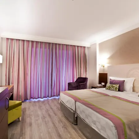 Alegria & (adults Only) Feriested Side